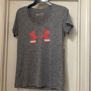 Under Armour Size Small Shirt